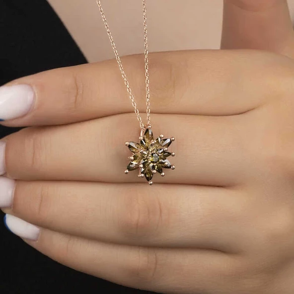 Gümüş Rose 4 Katman Lotus Çiçeği Kadın Kolye - Resim 2