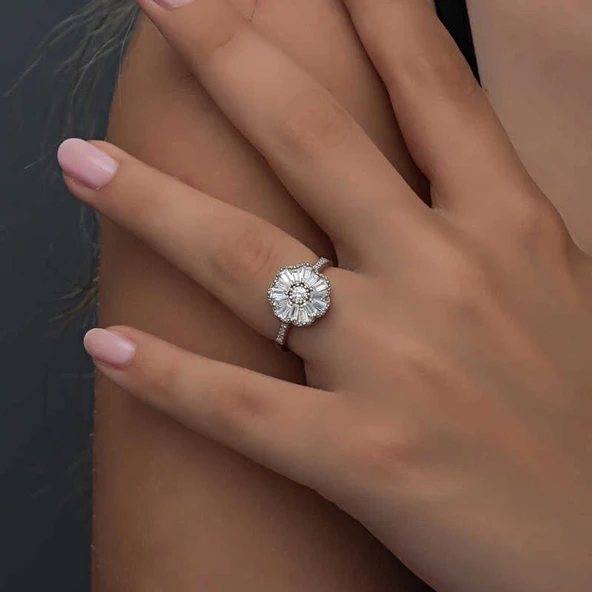 Gümüş Baget Taşlı Kadın Yüzük - Resim 3