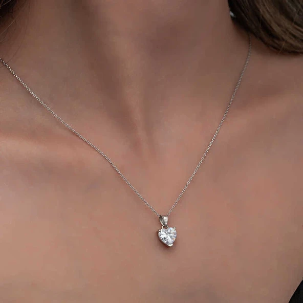 Gümüş Beyaz Taşlı Kalpli Kadın Kolye - Resim 3