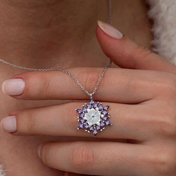 Gümüş Mor Lotus Desenli Çiçek Kadın Kolye - Resim 2