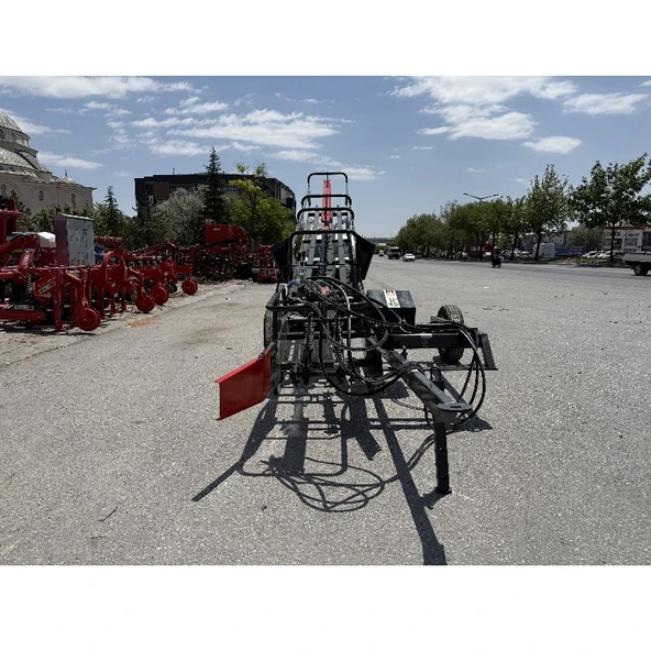 Tarım Garaj Hidromotorlu Balya Toplama Makinası-4.3 Metre Yükseklik - Resim 4