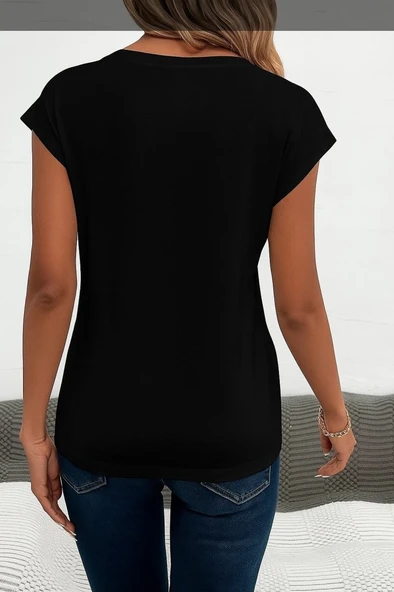 Kadın Kısa Kollu V Yakalı Kalp Desen Viskon Bluz - Resim 2