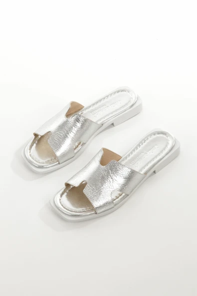 MİA028-1022 Hakiki Deri Kadın Günlük-Düğün-Eğlence-GÜMÜŞ Tatil Terliği - Resim 3