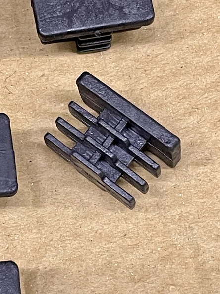10 adet Sehpa tabure sandalye masa şezlong pabucu 30x20 mm Masa Ayakları Siyah - 5
