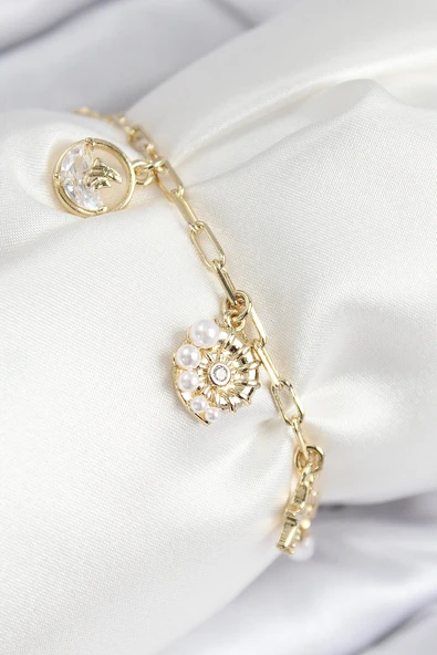 Pirinç Zirkon Taşlı Deniz Kabuğu Model Gold Renk Kadın Bileklik ürün görseli 1