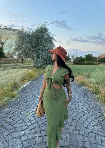 ÖNÜ BAĞLAMALI ETEKLİ TAKIM SİYAH - 8