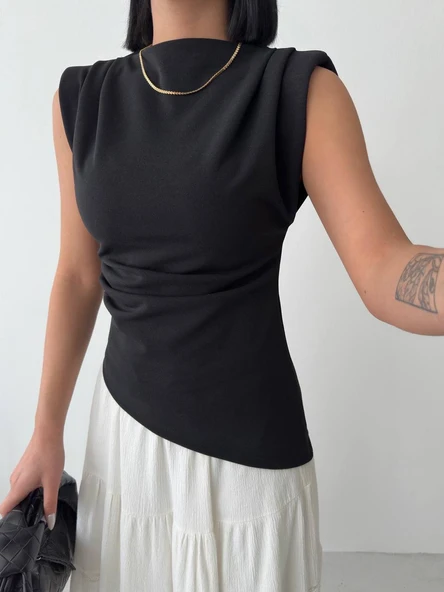 VATKALI DİK YAKALI CREP BLUZ