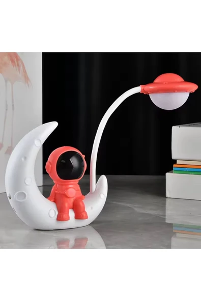 Coverzone Ayda Oturan Astronot Tasarımlı Masa Ve Gece Lambası Dekoratif Hediyelik Çalışma Ve Çocuk Odası ürün görseli