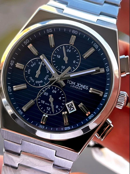 Tom Jones Çelik Kordon 3 Atm Suya Dayanıklı 2 Yıl Garantili Erkek Kol Saati+Bileklik TJE1.10017.3 - Resim 4
