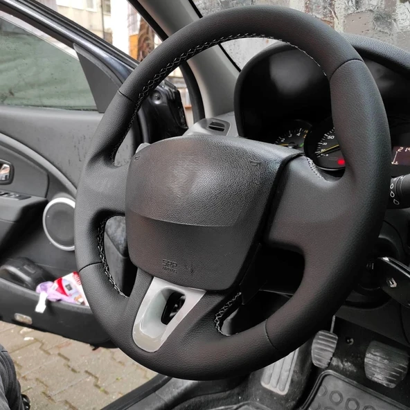 Fluence Tuşsuz Araca Özel Direksiyon Kılıfı (DÜZ DERİ) - Resim 3