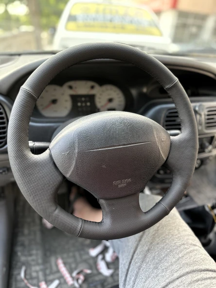 Megane 1 Uyumlu Araca Özel Direksiyon Kılıfı - Resim 2