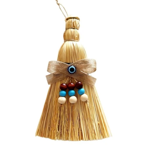 Otantik Ahşap Boncuklu Nazarlıklı Otantik Mini Süpürge Duvar Süsü ürün görseli