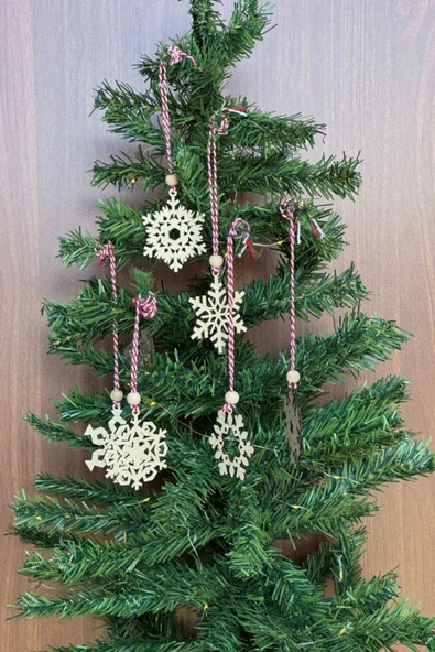 Pilli Peri Ledli 6 Parça Kırmızı Beyaz İpli Kar Tanesi Model Ahşap Yılbaşı Ağaç Süsü - Resim 3