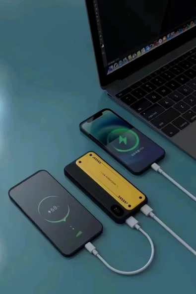 10000 mAh Hızlı Şarj Özellikli Aynı Anda 4 Cihazı Şarj Edebilen Powerbank - Resim 7
