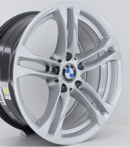 5*120*18*8.0 ET30 CH72.6 SILVER 143 ürün görseli