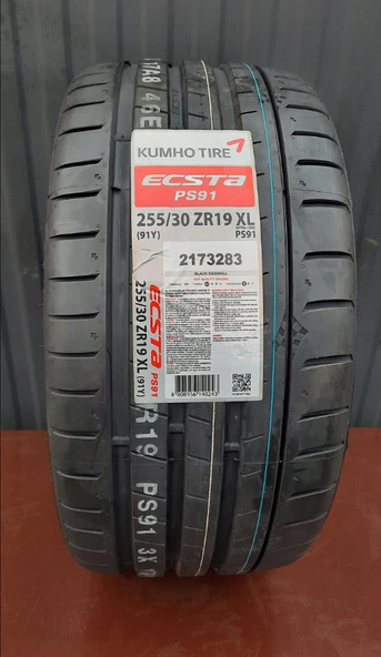 255/30R19 91Y XL ECSTA PS72 KUMHO ürün görseli 1
