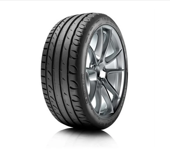 245/35R18 92Y XL Ultra High Performance RIKEN ürün görseli 1