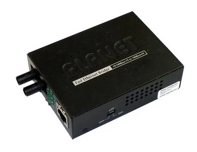 Bridge Media Converter<br>
10/100Base-TX - 100Base-FX (ST, MM)<br>
2km - 1