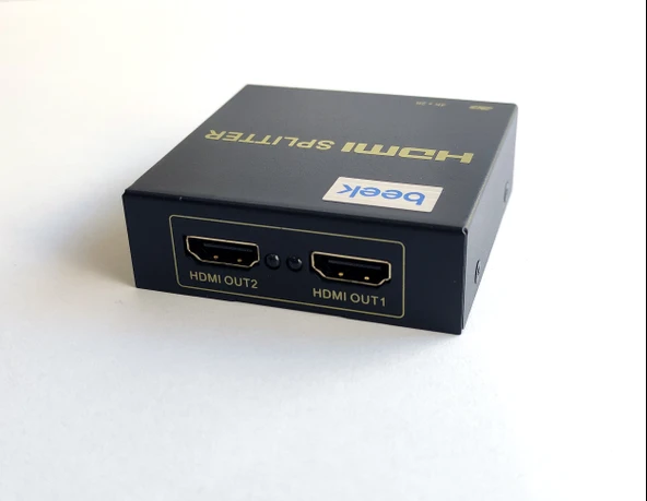 Beek 2 Port 4K HDMI Video Çoklayıcı, 3840 x 2160 piksel çözünürlük, HDMI 1.4, HDCP 1.4, USB güç kablosu dahil ürün görseli