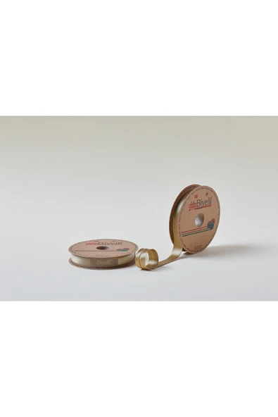 Biye Saten Katlı 035 Kahverengi 2 cm 25 Metre %100 Polyester ürün görseli