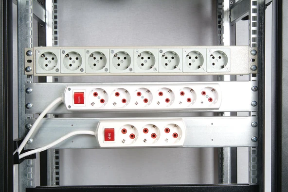 Sigortasız 8 li 19 Alüminyum Priz