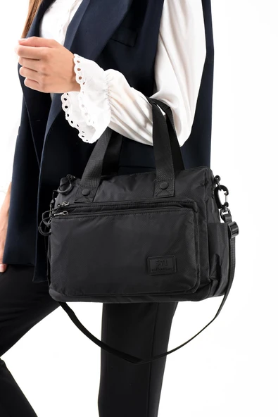 571 collections Ultra Hafif Şik ve Su Geçirmez Orta Boy Omuz,El Çantası Siyah Model: (571-13-9L) ürün görseli