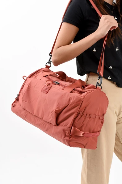 571 collections Ultra Hafif Şik ve Su Geçirmez Büyük Boy Omuz, El Seyahat Çantası Kırmızı Model: (571-13-9H) - Resim 2