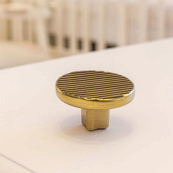 Tek Vidalı Çizgili Lüks Mat Altın Düğme Metal Kulp Çekmece Mobilya Mutfak Dolabı Dolap Kulbu Kulplar - Resim 7