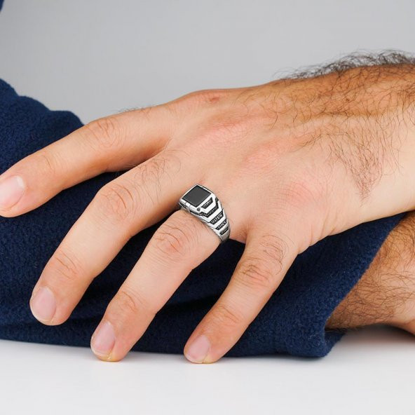 Siyah Kare Oniks Taşlı Desenli 925 Ayar Gümüş Yüzük - Resim 2