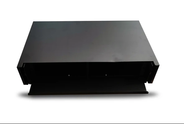 Beek 2U 19” Fiber Patch Panel Kutusu (ön panel, coupler, kaset ve pigtail hariç)<br>
Beek 2U Splice Box without front plates. Unloaded without couplers, cassettes and pigtails - 1