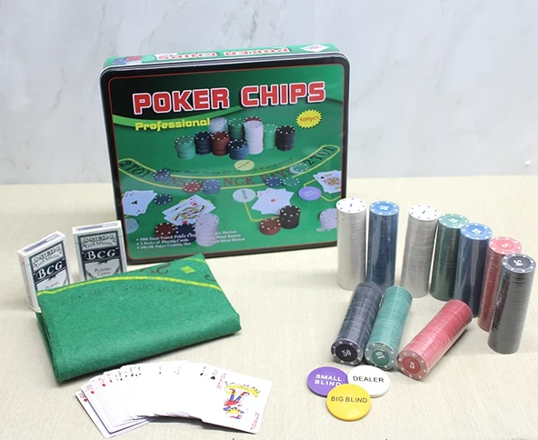 Metal Kutulu 500 Chip Ve 2 Adet İskambil  Kağit Setine Sahip Poker Oyunu Alk3540 - 1