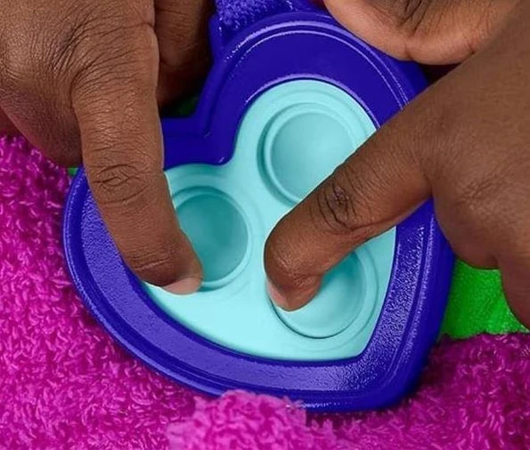 Fisher Price Barney's World Sensory Barney HYG89 - 3