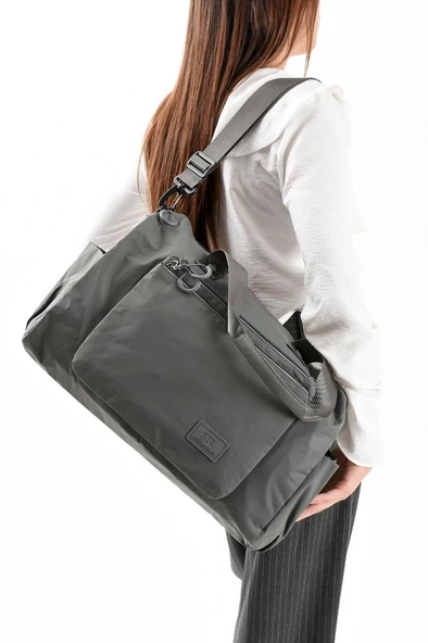 Unisex Kabin Boy Çapraz Askılı Omuz Çantası Seyehat Spor Çantası Hafif Paraşüt Kumaş 43*35 Cm ürün görseli