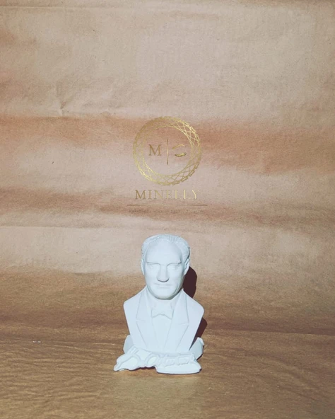 Minelly Atatürk Biblo