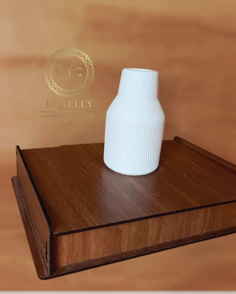 Minelly Dingin Çizgilerle Minimal Vazo