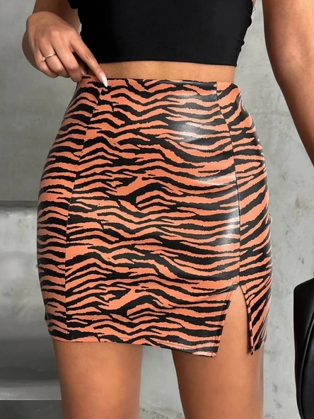 Tek yırtmaçlı zebra desenli deri etek kahvesiyah w24475-S ürün görseli