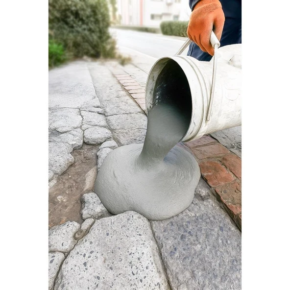 İsonem Çimento Esaslı Kendiliğinden Yayılan Renkli JeLBeton 20 Kg Kırmızı - Resim 3