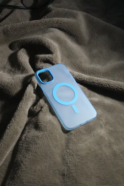 İphone 11 Uyumlu Sert Silikon Magsafeli Kılıf