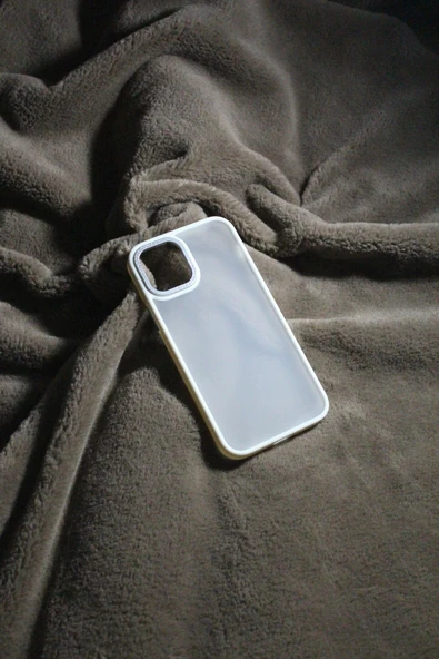 İphone 12 Uyumlu Yanları Renkli Sert Silikonlu Kılıf