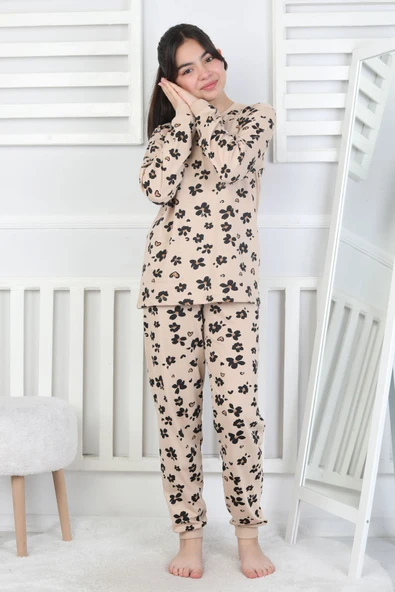 Bej Renkli Siyah Çiçekli Ve Minik Kalpli Kız Çocuk Pijama Takımı ürün görseli