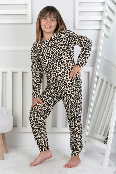 Minik Uyku Avcısı - Vahşi Rahatlık Serisi Leopar Desenli Kız Çocuk Pijama Takımı - Resim 6