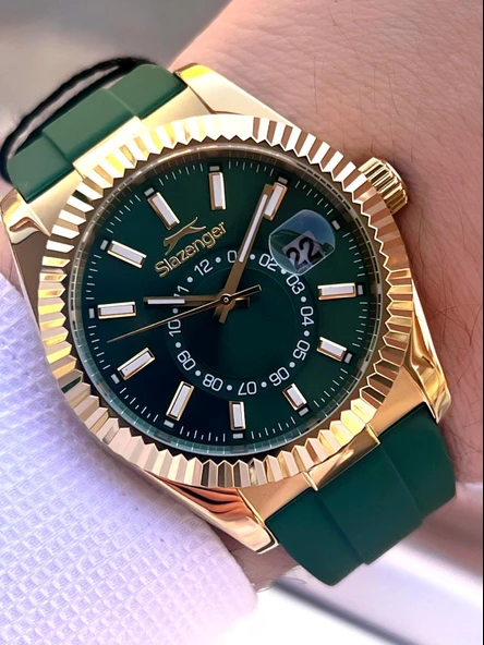 Slazenger Silikon Kordon İç Fonksiyonları Aktif 10 Atm Suya Dayanıklı Erkek Kol Saati ESL.09.2514.04 ürün görseli