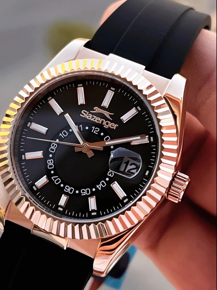Slazenger Silikon Kordon İç Fonksiyonları Aktif 10 Atm Suya Dayanıklı Erkek Kol Saati ESL.09.2514.05 - 3