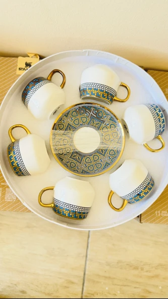 Altın Detaylı 6’lı Kahve Fincan Takımı  Özel Desenli Porselen