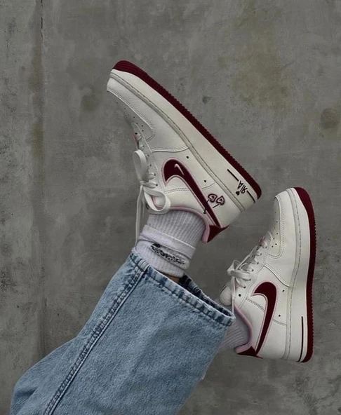 Nike Air Force 1 Valentines Day - Resim 4