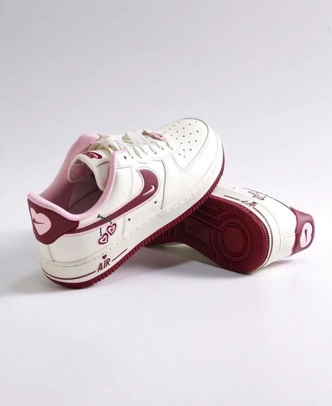 Nike Air Force 1 Valentines Day - Resim 2