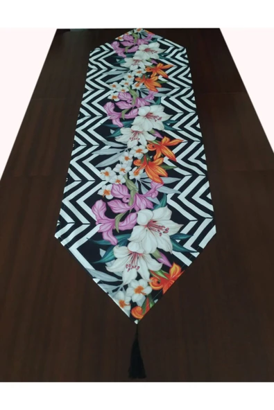 Alkan Homes Zambak Çiçeği Desenli Püsküllü Dekoratif Runner ürün görseli