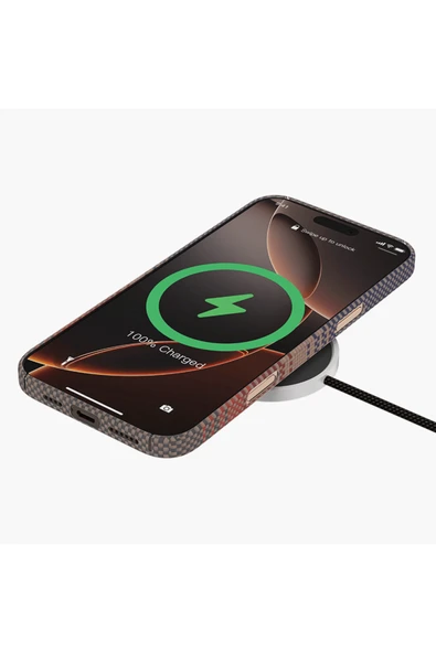 Fuchsia iPhone 16 Pro Kevlar Manyetik Şarj Uyumlu Kılıf - 12