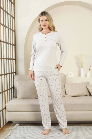 Kadın Gri Kalp Desenli Düğmeli Likralı Viskon Uzun Kol Cepli Pijama Takımı