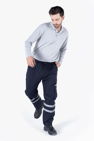 Çift Sıra 3 Cm Reflektörlü Kapitoneli Pantolon ürün görseli